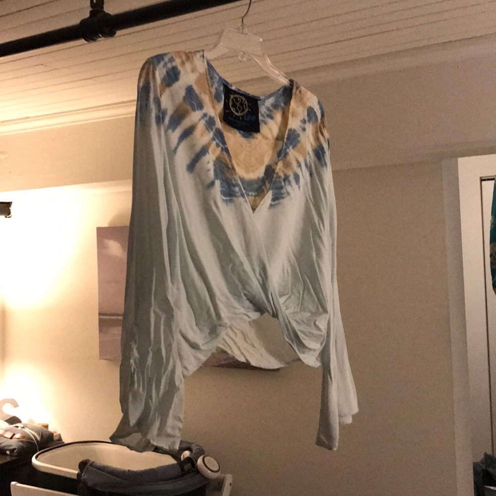 Long sleeve top